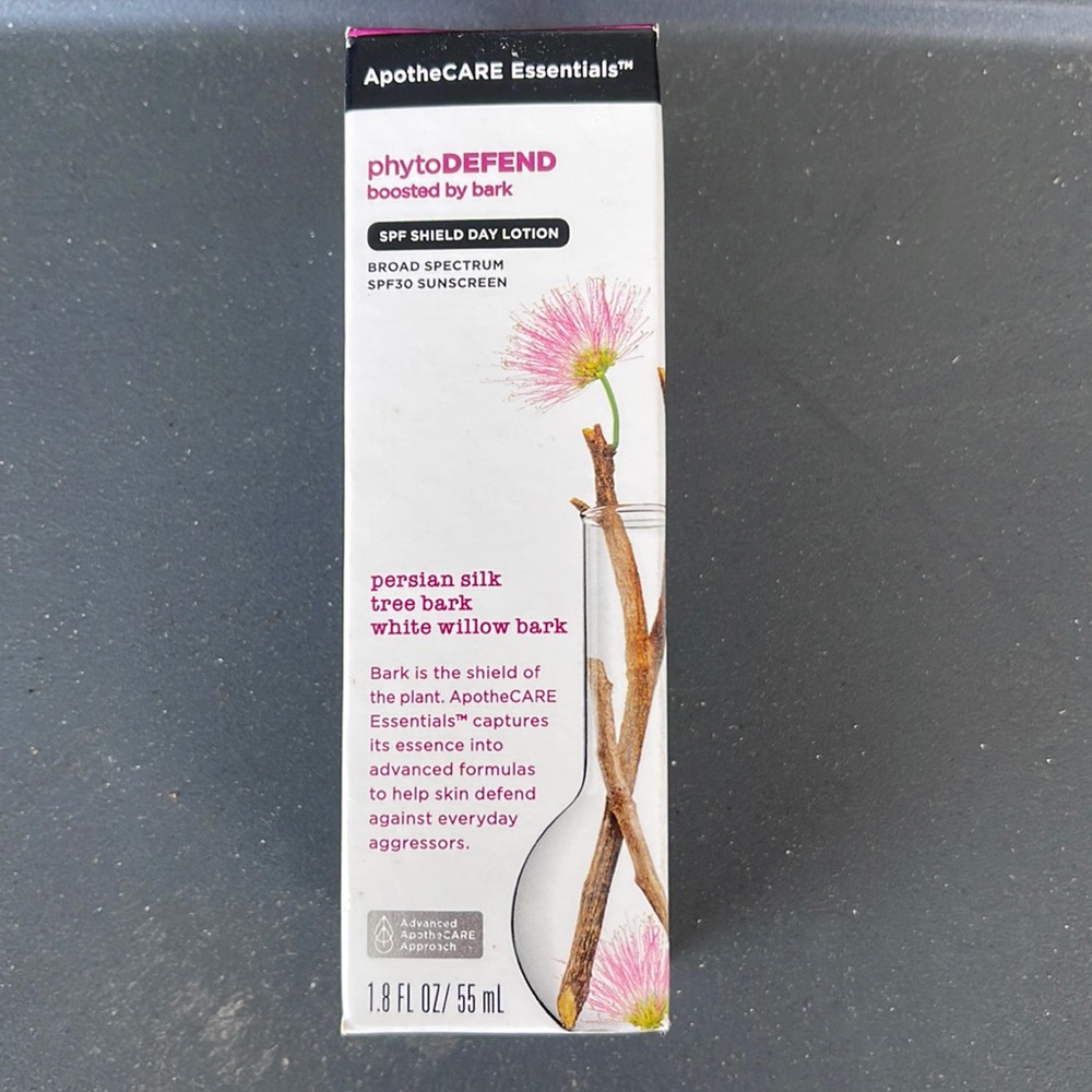 New Apothecare Esssentials Phytodefend Hydrating Day Face Lotion 1.8 Oz